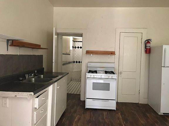 2nd image of 612 Arno St SE APT B