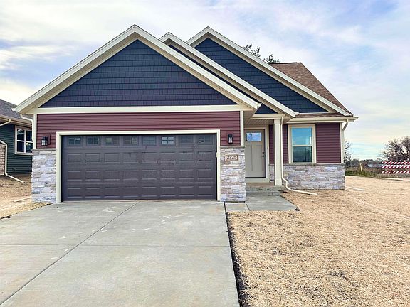 4th image of 2325 Odegard Dr