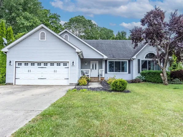 1110 Major Dr, Connersville, IN 47331