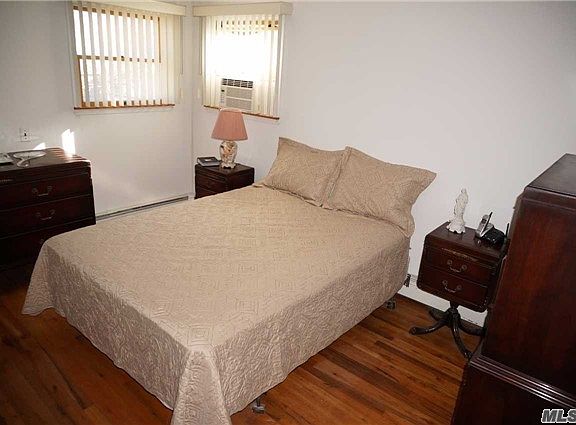 5th image of 83 Woodlawn Ave
