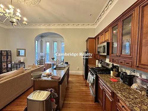 135 Hillside St #1A Photo 1