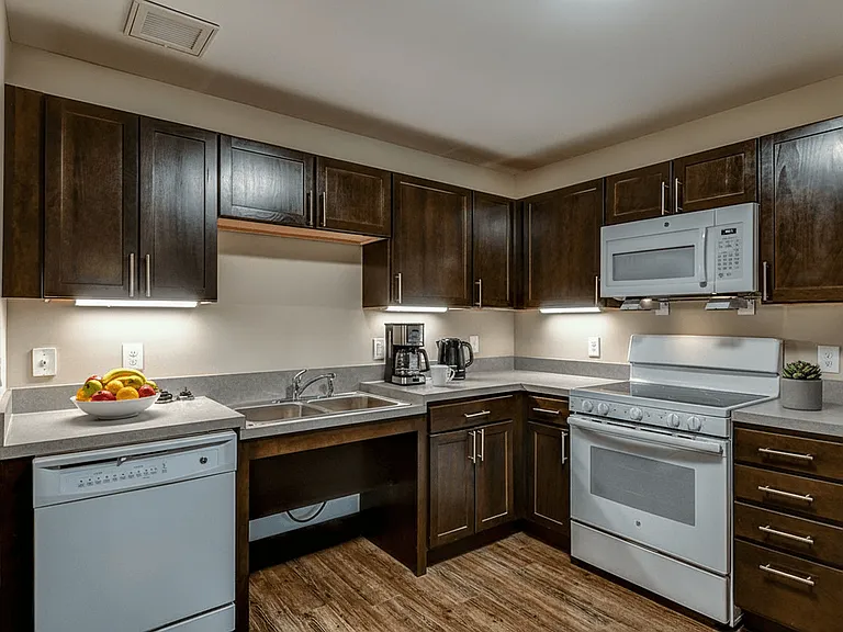 Fairwood Commons — Photo 1