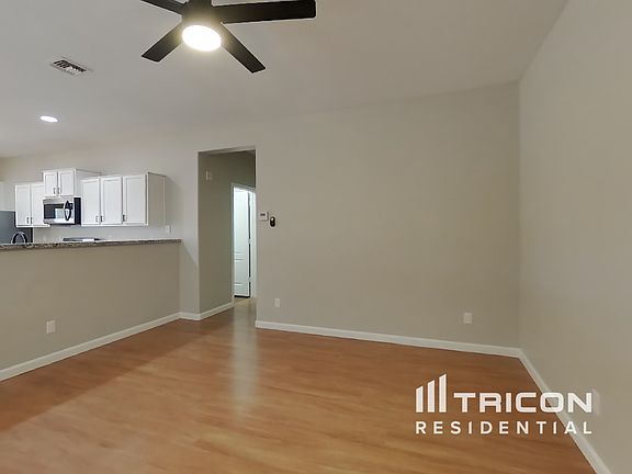 3rd image of 40154 W Walker Way
