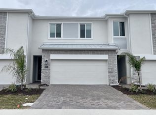 374 Bogey Dr, Davenport, FL 33837