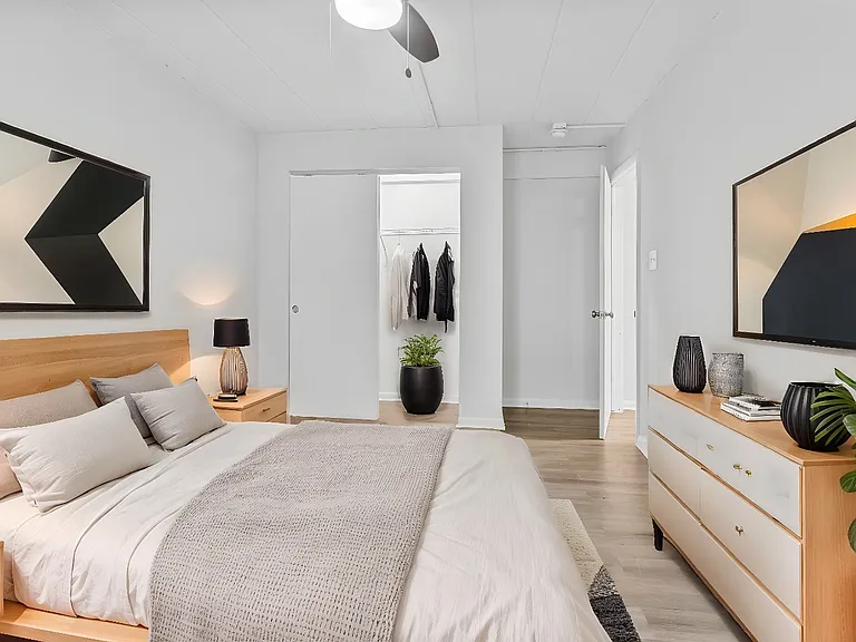 30 S Spring Ave #102 — Photo 4