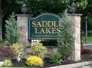 116 Scenic Lake Dr, Riverhead, NY 11901