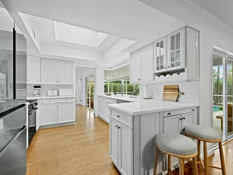 232 Cove Pl — Photo 21