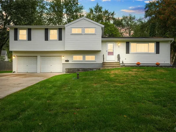 14 Juniper Ln, Liverpool, NY 13090