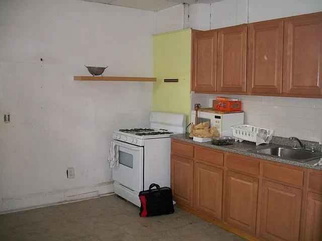2 bed, 999 sqft, $2,500 — Photo 3