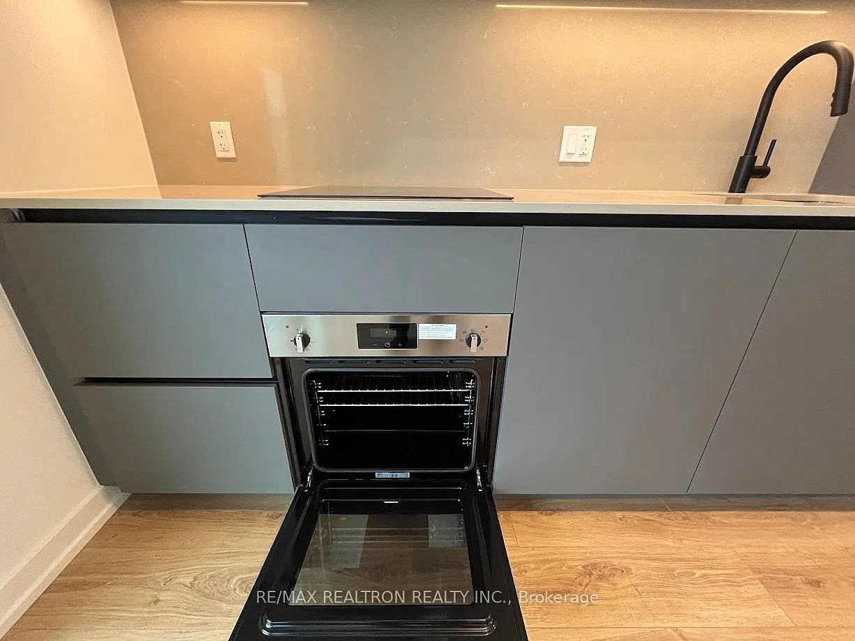 The Goode Condos — Photo 4
