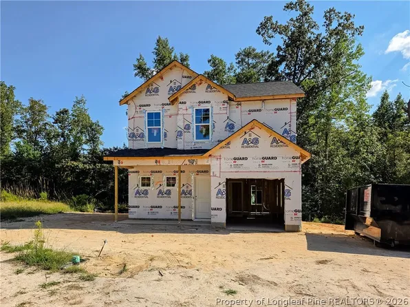 265 Appaloosa Dr, Spring Lake, NC 28390