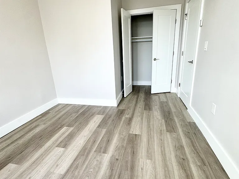 108 60th St #7B — Photo 5