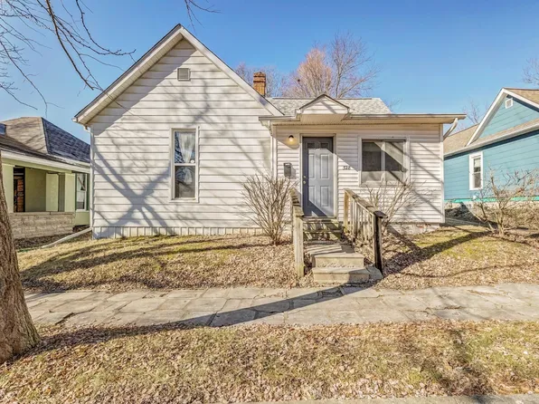 328 S Fairview St, Bloomington, IN 47403
