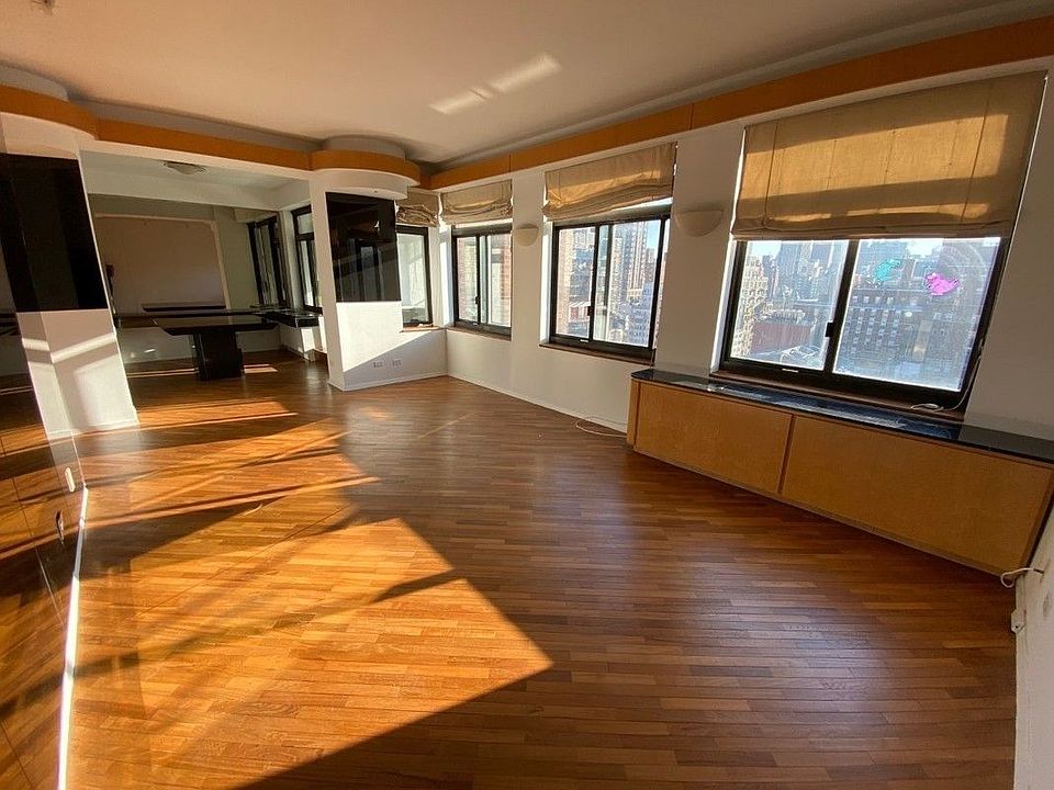 1st image of 124 E 79th St #17A