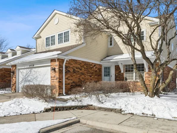 4538 Deer Trl, Northbrook, IL 60062