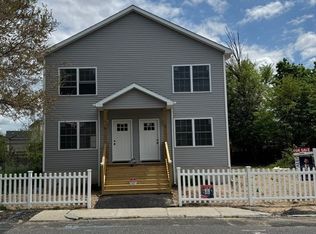 48-50 Spruce St, Springfield, MA 01105