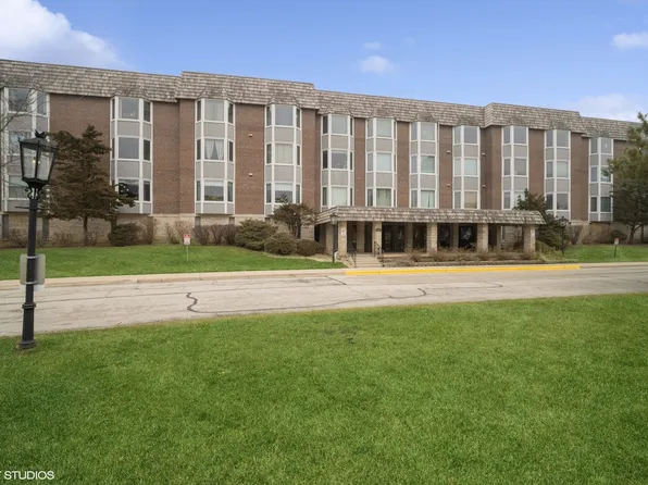 2500 Archbury Ln APT 3D, Park Ridge, IL 60068