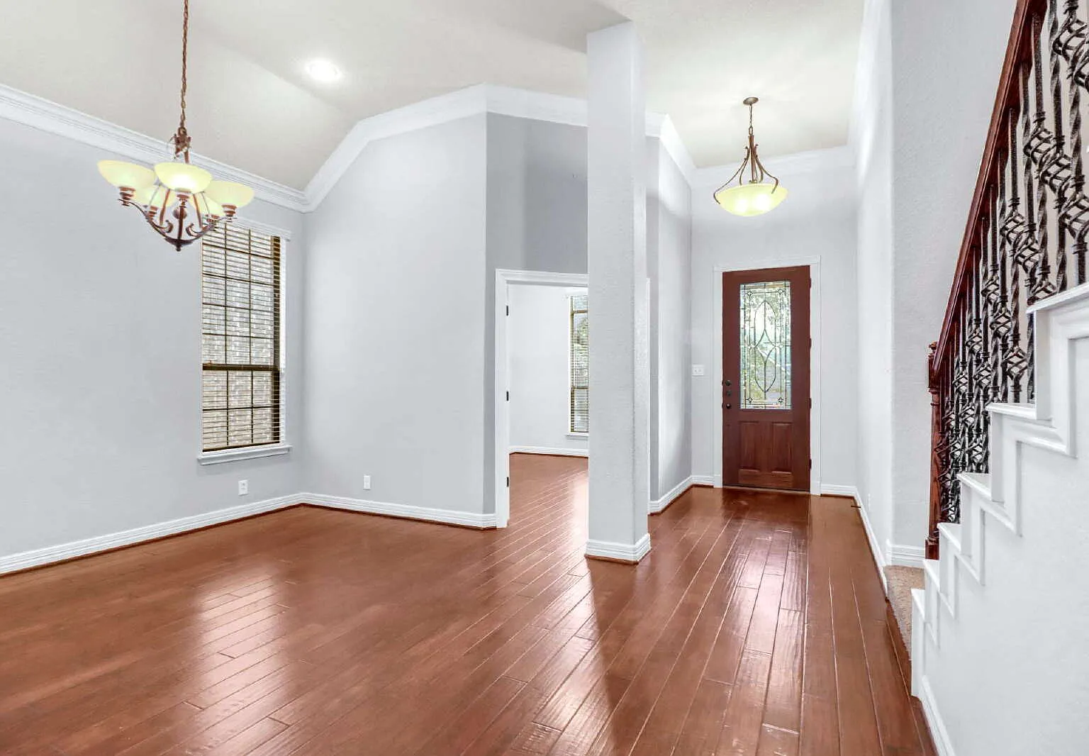 4 bed, 3.0 bath, 3448 sqft, $2,785 — Photo 4