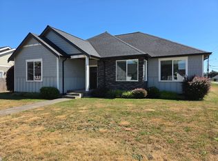 1702 Aaron Dr, Lynden, WA 98264