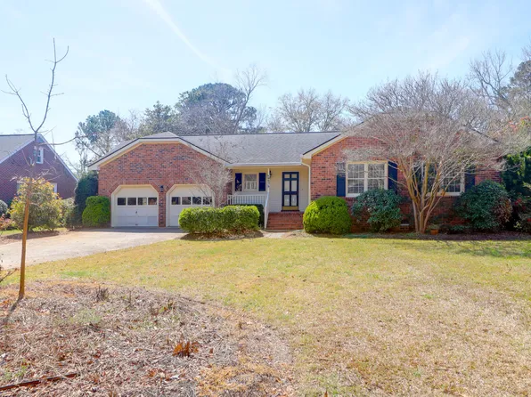 1447 Simmons St, Mount Pleasant, SC 29464