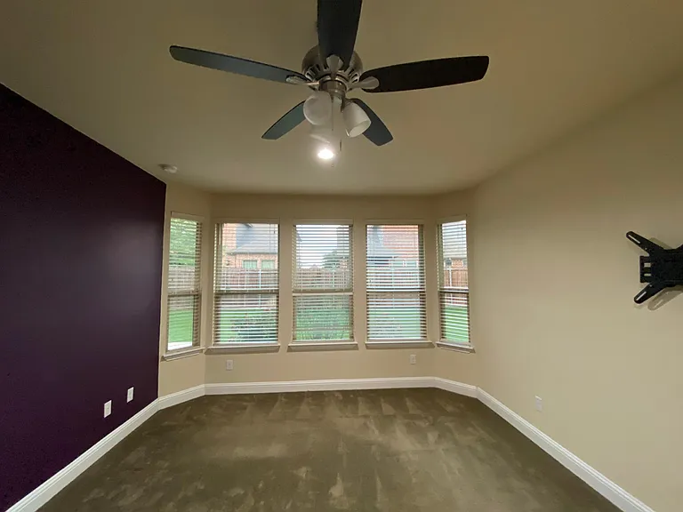15517 Pioneer Bluff Trl — Photo 23
