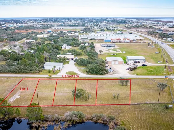 1 Cemetery St, Pt O Connor, TX 77982