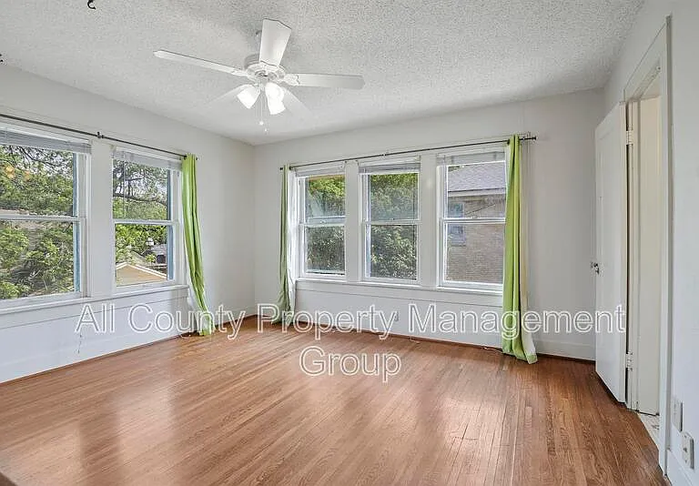 2625 S University Dr — Photo 12