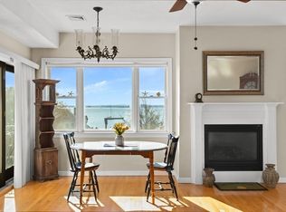 800 E 7th St #PENTHOUSE 3, Boston, MA 02127