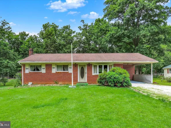 4986 Treher Rd, Fayetteville, PA 17222