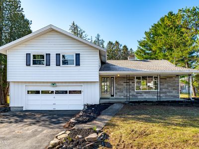 11 Green Acres Lane, Hagaman, NY, 12086