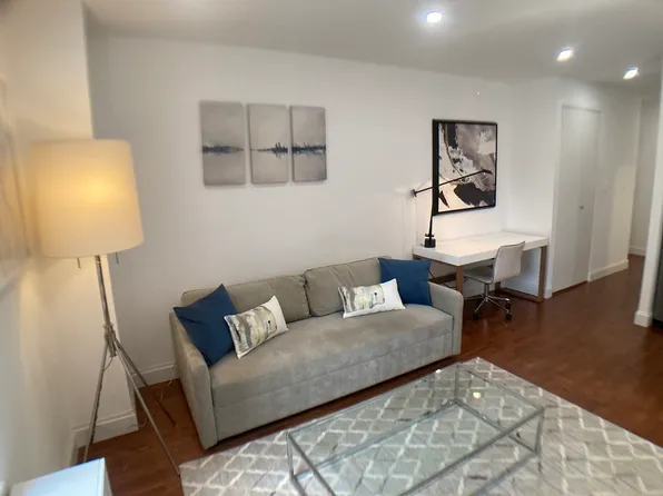 150 West 51st Street image 1 of 17