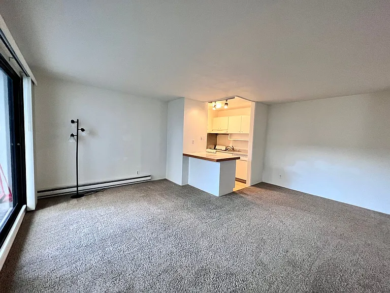 9 Commodore Dr #205 — Photo 3