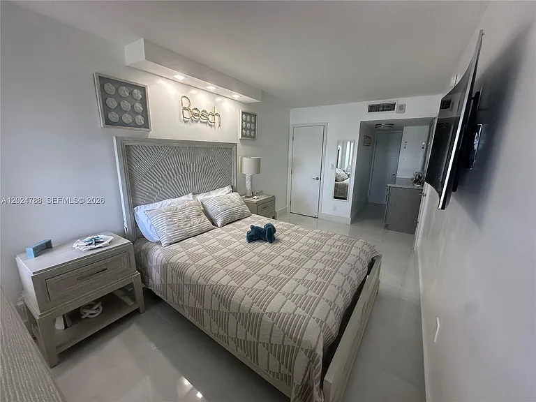 2030 S Ocean Dr #916 — Photo 14