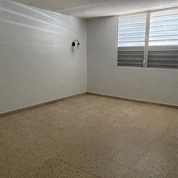 2 Terralinda Calle Zaragosa — Photo 8