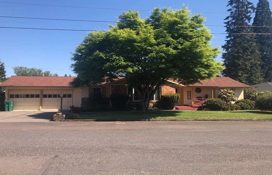 1st image of 12226 SE Guilford Dr