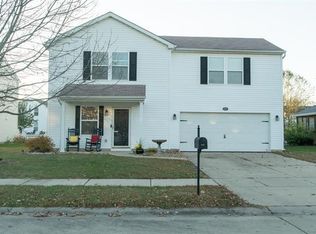 633 Fallen Timber Ln, Mascoutah, IL 62258