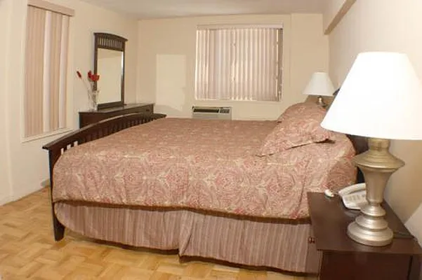 Sold by Fillmore | media 4