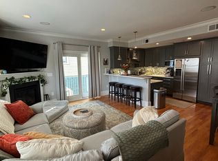 13 Howell St #3, Boston, MA 02125