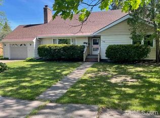 742 Elliott Ave, Ishpeming, MI 49849