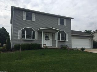112 Northwood Dr, Dover, OH
