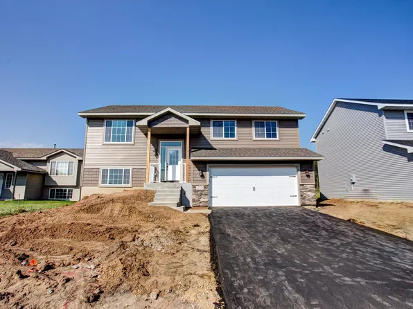 1319 Woodale Ct, Saint Croix Falls, WI 54024