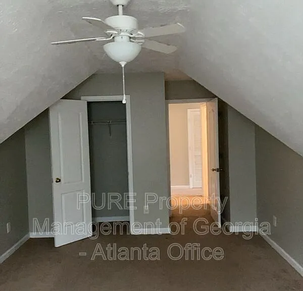 333 Summer Hill Cir — Photo 16