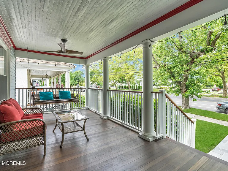 1108 Sunset Ave — Photo 6
