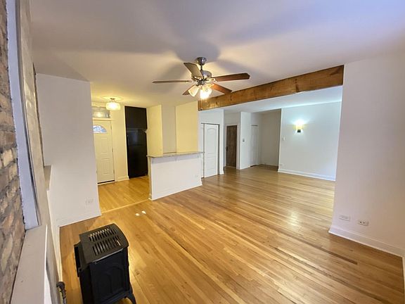 5th image of 3748 N Pine Grove Ave APT 1W