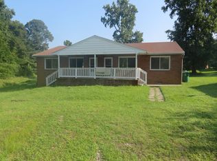 328 Kent Ave, Colonial Heights, VA 23834