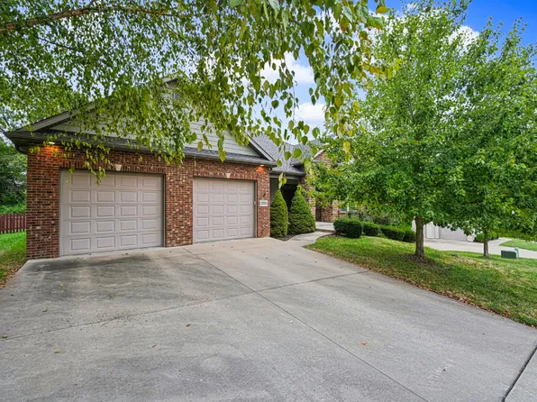 2205 Oak Harbor Ct, Columbia, MO 65203