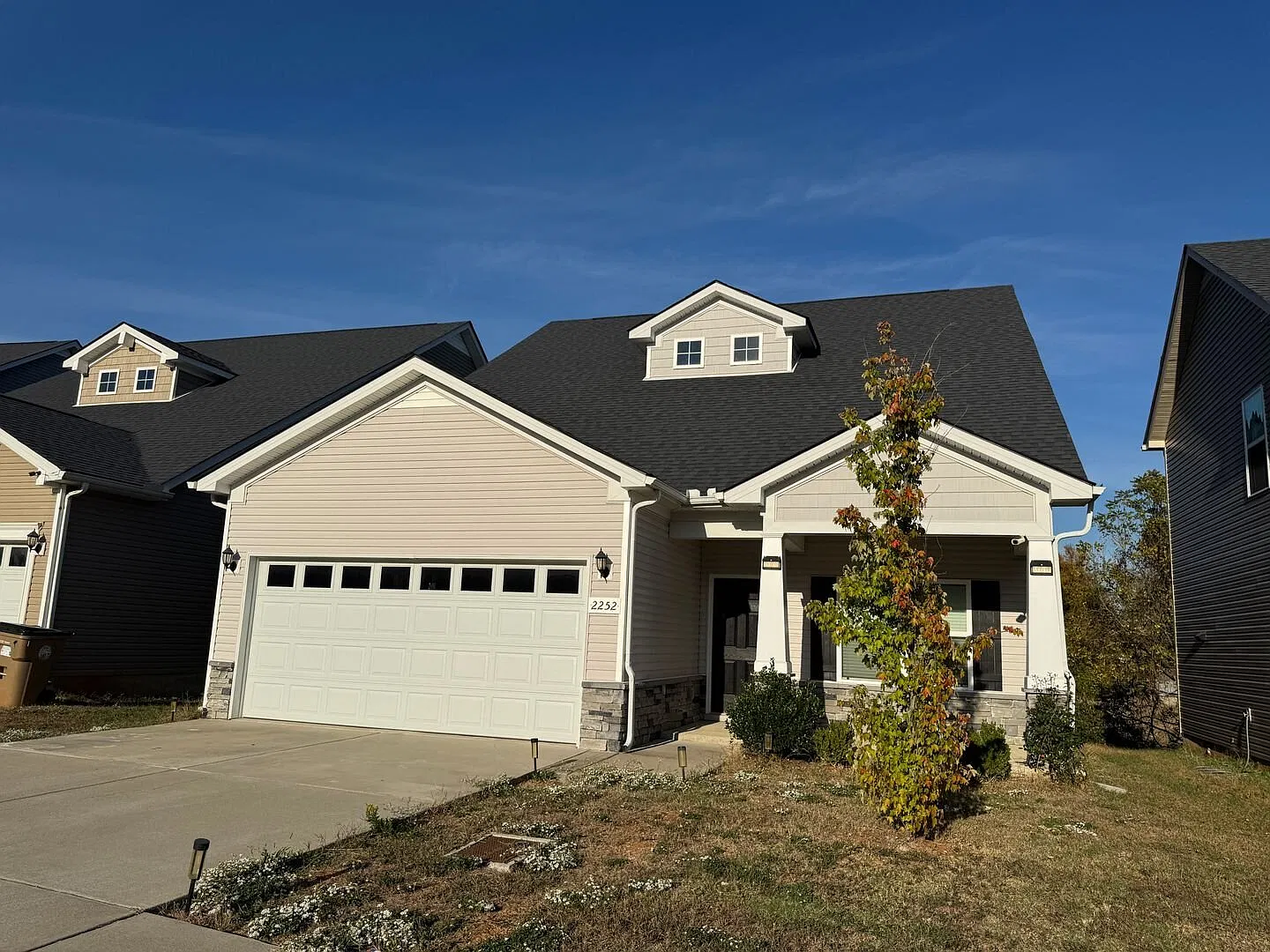 2252 Preserve Circle Antioch Tn- 4 Beds 3.5 Baths Open Floorplan — Photo 2
