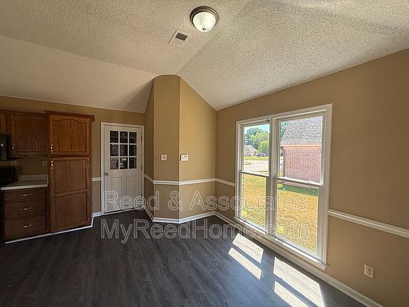 4th image of 6531 Annielee St