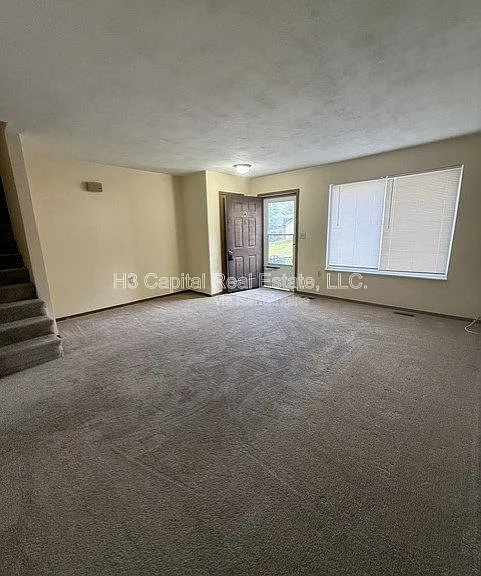504 Red Bud Ln #A — Photo 3