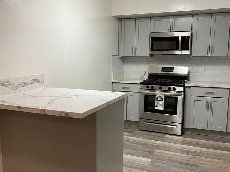 7860 Stewart & Gray Rd — Photo 5